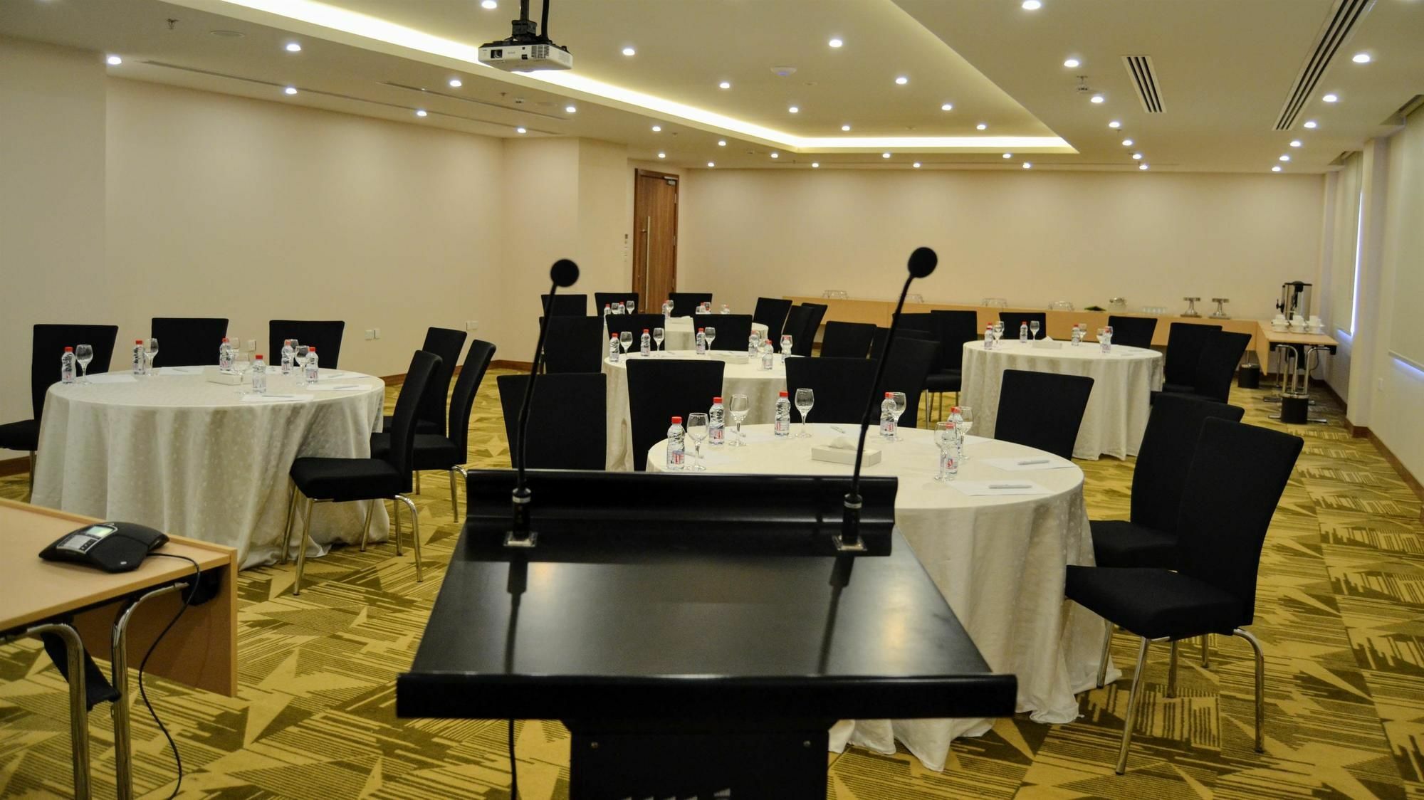 Best Western Plus Burajda Kültér fotó